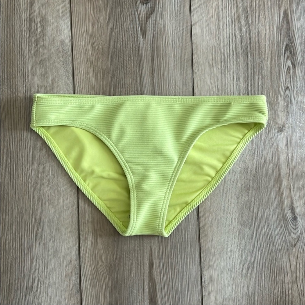 NWT - Billabong - Lowrider Bikini Bottoms